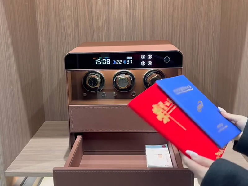 Rocker Leather Safe Deposit Box